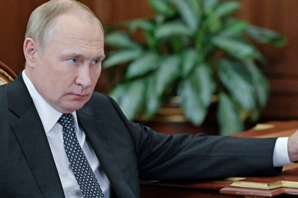 Πόλεμος στην Ουκρανία: «Ο Πούτιν έχει καρκίνο και θα πεθάνει σύντομα» - Κρίσιμες ώρες για τον Ρώσο πρόεδρο (video)