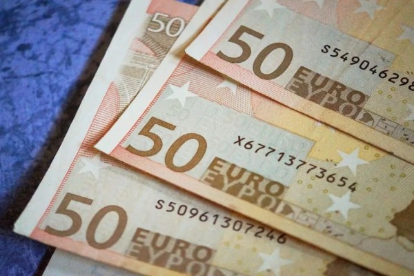«Χρυσό» επίδομα 6.000 ευρώ - Οι μεγάλοι τυχεροί που το λαμβάνουν