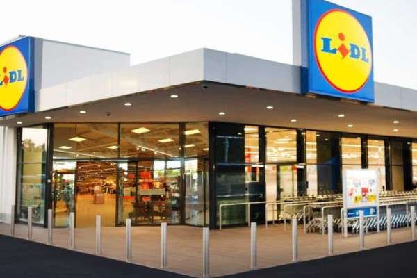 «Πανηγύρι» στα Lidl: Γεμίζουν διάδρομοι και καρότσια - Έκτακτη ανακοίνωση της εταιρείας