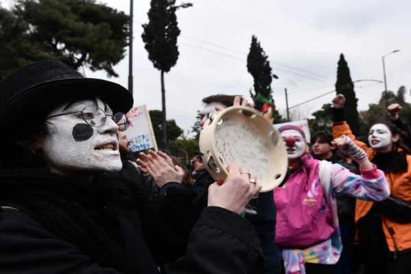 Νέο κυκλοφοριακό κομφούζιο: Κλειστοί δρόμοι στο κέντρο της Αθήνας