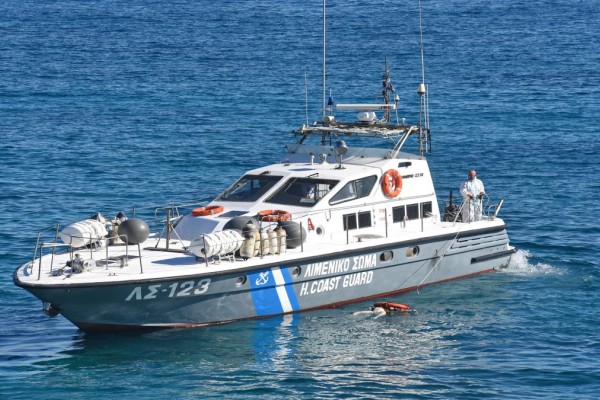 Θρίλερ στη Σαλαμίνα: Αγνοείται 62χρονος κωπηλάτης με φουσκωτό - Μεγάλη επιχείρηση για τον εντοπισμό του