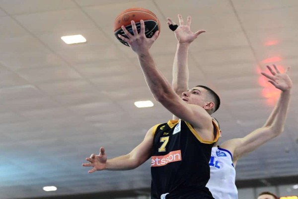 Basket League / Ιωνικός - ΑΕΚ: Πέρασε από τον Πλάτωνα με σούπερ Λεμάρ (Video)