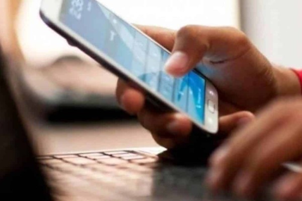 Τεράστια απάτη σε κινητά: Έλαβε αυτό το SMS, το πάτησε και του έκλεψαν 5.800 ευρώ!