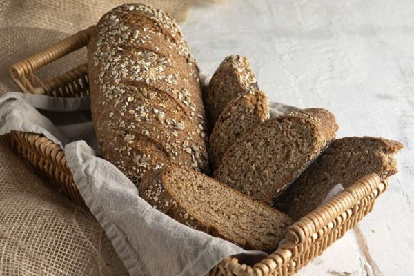 Ψωμί σίκαλης, ολικής άλεσης ή πολύσπορο; Τα άγνωστα οφέλη και οι διαφορές τους