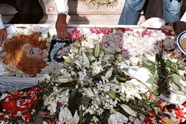 27 χρόνια μετά τον θάνατό της: Έτσι είναι σήμερα ο τάφος της Αλίκης Βουγιουκλάκη!
