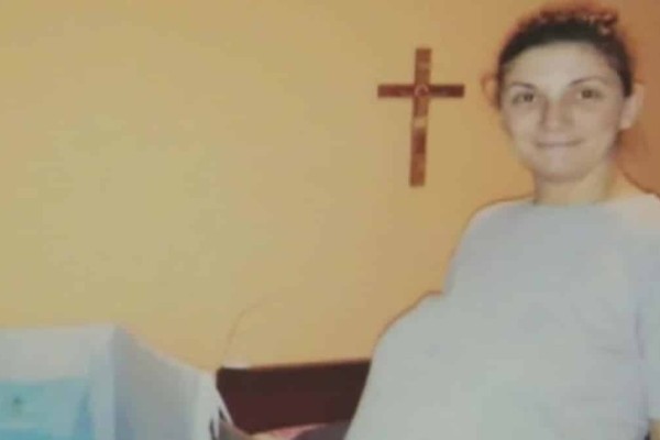 Ένοχος ο αναισθησιολόγος για τον θάνατο της 37χρονης Κατερίνας αμέσως μετά τη γέννα - Μόνο της όνειρο ήταν να κρατήσει το μωράκι στην αγκαλιά της (video)