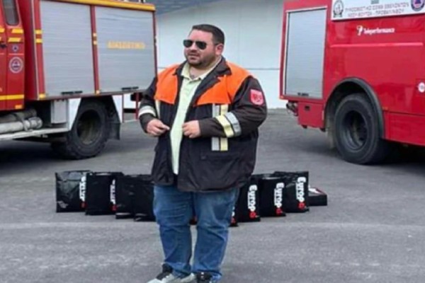 Τραγικό παιχνίδι της μοίρας: Νεκρός σε τροχαίο στη Λεωφόρο Μαραθώνος εθελοντής πυροσβέστης - Είχε σκοτωθεί και ο πατέρας του πριν 4 χρόνια