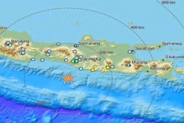 Σεισμός «γίγαντας» στην Ινδονησία