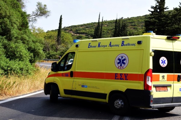 Τραγωδία στο Αγκίστρι: Νεκρή 20χρονη σε τροχαίο με ηλεκτρικό ποδήλατο - Προσέκρουσε σε βράχο