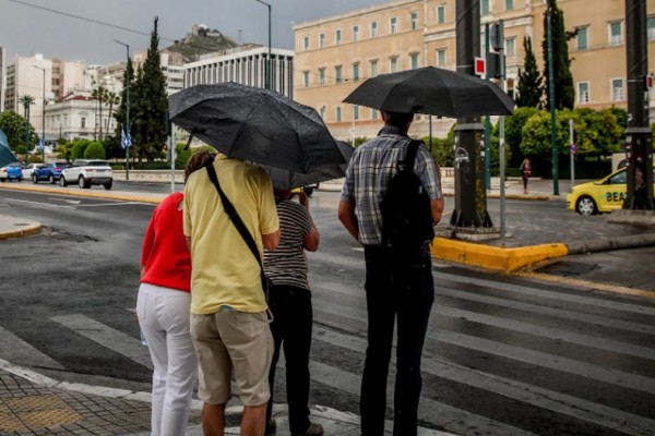 Καιρός σήμερα 5/7: Μπόρες και καταιγίδες σε αρκετές περιοχές – «Καμπανάκι» Αρναούτογλου, Καλλιάνου και Αρνιακού