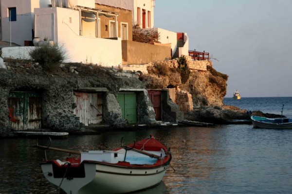 Φθηνές τιμές και παρθένες παραλίες: Το ελληνικό νησί που τα έχει όλα και πολλοί το σνομπάρουν