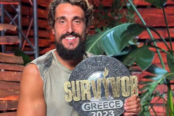 Τελικός Survivor All Star: Ο Σάκης σήκωσε την κούπα και το Twitter πήρε «φωτιά» - «Ήταν δίκαιο...»