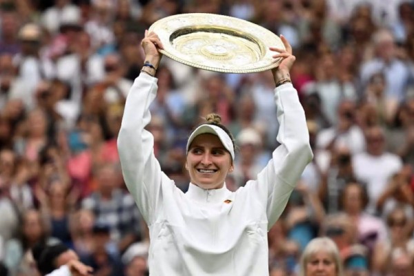 Wimbledon: Νέα «βασίλισσα» στο γρασίδι η Μαρκέτα Βοντρούσοβα
