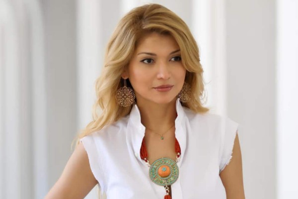 Γκουλνάρα Καρίμοβα: Η «πριγκίπισσα του Ουζμπεκιστάν» διώκεται ως εγκέφαλος διεθνούς εγκληματικής οργάνωσης