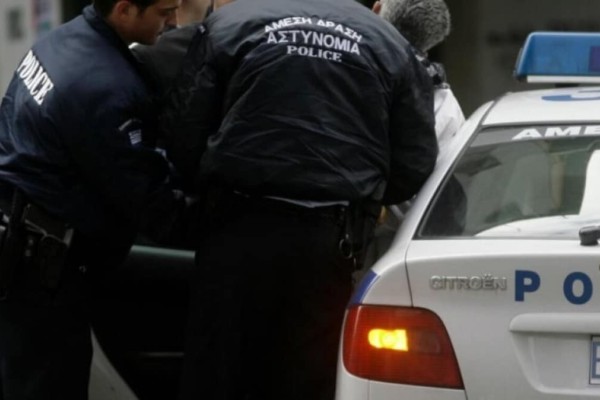 Απίστευτο περιστατικό στην Ρόδο: Μητέρα υποχρέωνε τον γιό της να ζητιανεύει