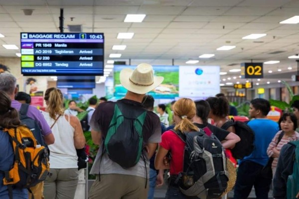 «Κόκκινος» συναγερμός στα αεροδρόμια των Φιλιππίνων - Προειδοποίηση για βόμβες σε αεροσκάφη