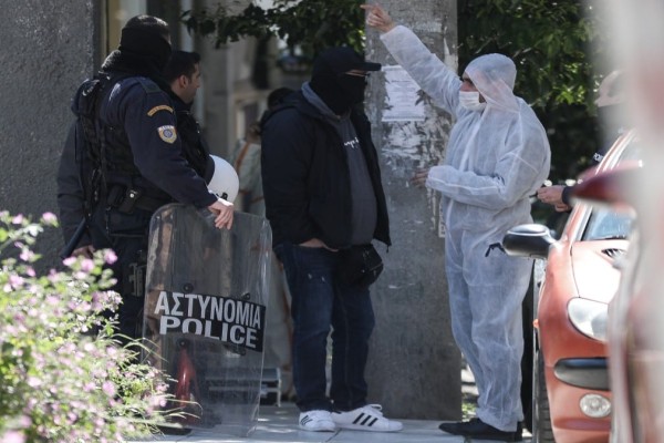 Υπόθεση-μυστήριο στο κέντρο της Αθήνας: Σύλληψη Κούρδου στα Εξάρχεια με διεθνές ένταλμα για τρομοκρατία (video)