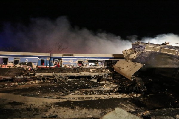 Τραγωδία στα Τέμπη: Κενό στην έρευνα για το μοιραίο δυστύχημα με τα δύο τρένα - Τα αποκαλυπτικά έγγραφα και οι μαρτυρίες