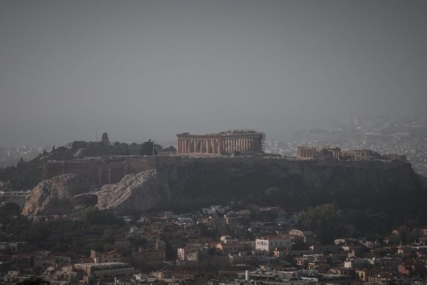 Αποκάλυψη «βόμβα» από meteo: Αυτός είναι ο λόγος που αισθανόμαστε πιο υψηλή τη θερμοκρασία τον χειμώνα στην Αθήνα