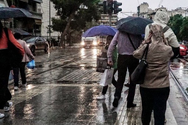 Έκτακτο δελτίο επιδείνωσης καιρού από την ΕΜΥ: «Διαβολικό» 24ωρο με ισχυρές βροχές και καταιγίδες - Οι περιοχές που θα «χτυπηθούν»