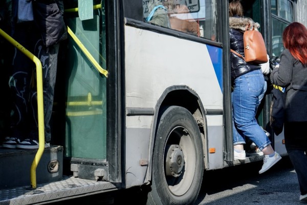 «Καμπανάκι» από ΟΑΣΑ: Ελλοχεύει ηλεκτρονική απάτη σε βάρος ανυποψίαστων επιβατών