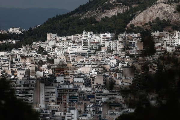 Ακίνητα: Σε ποιες περιοχές αυξάνονται οι αντικειμενικές αξίες και σε ποιες μένουν σταθερές το 2024 (video)