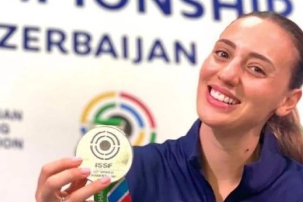 Θρίαμβος για την Άννα Κορακάκη: Χρυσό μετάλλιο στο παγκόσμιο κύπελλο σκοποβολής (Video)