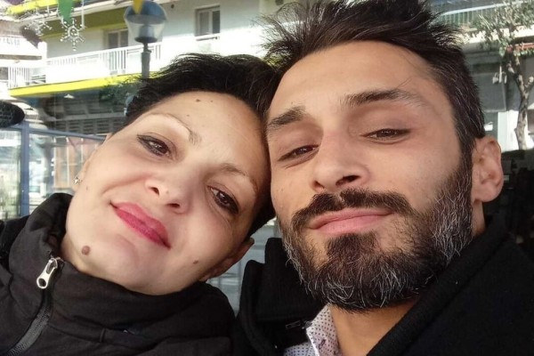 Γυναικοκτονία στη Θεσσαλονίκη: «Την έδεσαν χειροπόδαρα και την μαχαίρωσαν πάνω στο κρεβάτι» - Οι τελευταίες δραματικές στιγμές της 41χρονης εγκύου (Video)