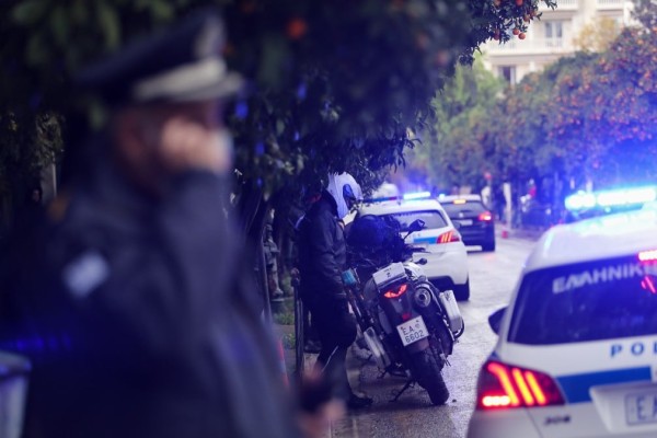 Σαλαμίνα: Η δράση των δύο εκβι@στών αστυνομικών και οι «ταρίφες» - Βρέθηκαν με πάνω από €30.000 και ποσότητα κ@νν@βης