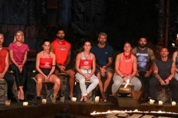 Νέα παρανομία στο Survivor: Παίκτης τρώει κρυφά φαγητό - Βίντεο ντοκουμέντο!