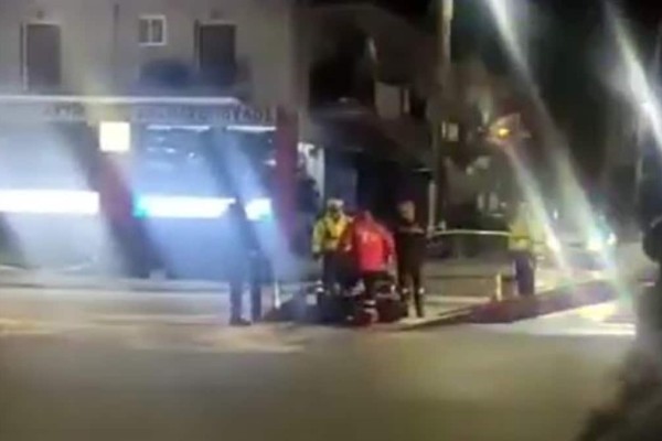 Θανατηφόρο τροχαίο στην Πάτρα: Νεκροί δύο 20χρονοι που επέβαιναν σε μοτοσικλέτα (video-photos)