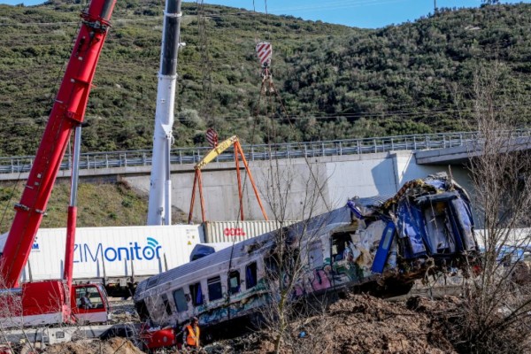 Τέμπη: Τρεις μέρες μετά, χώμα από τον τόπο της τραγωδίας μεταφέρθηκε σε ιδιωτικό οικόπεδο - Τι αποκαλύπτει δικηγόρος στο OPEN