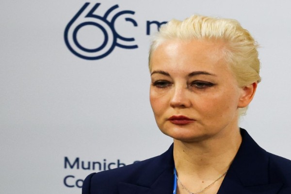 Ρωσία: Η Γιούλια Ναβάλναγια καλεί σε «ψήφο διαμαρτυρίας» κατά του Πούτιν
