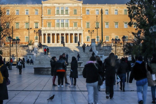 Νέα ανακοίνωση: Που «κλειδώνει» η αύξηση του κατώτατου μισθού - Τότε θα ανακοινωθεί (video)