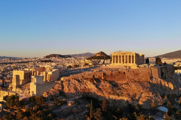 Που οφείλουν τα ονόματά τους οι δημοφιλείς περιοχές του κέντρου της Αθήνας;