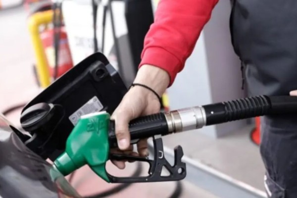 Αύξηση στη τιμή της βενζίνης αναμένεται το Πάσχα