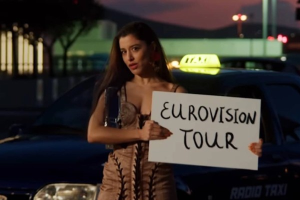 Eurovision 2024: Τι συμβολίζει το μαντήλι που θα υπάρχει πάνω στη σκηνή της Μαρίνας Σάττι