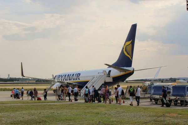 Τρελάθηκε η Ryanair: Απίστευτη προσφορά προς όλους