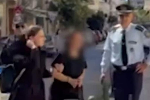 Ζάκυνθος: Ένοχη η μητέρα που κακοποιούσε τα θετά παιδιά της - Ποια ποινή της επιβλήθηκε (video)