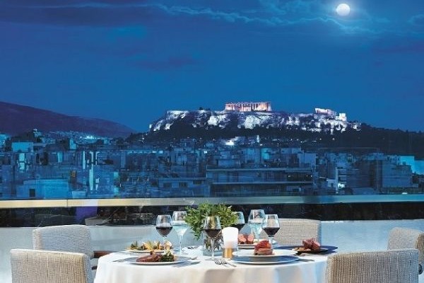 Γιορτάστε τον Άγιο Βαλεντίνο στο Wyndham Grand Athens