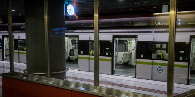 Συναγερμός στον Κορυδαλλό: Άνδρας έπεσε στις γραμμές του Μετρό!