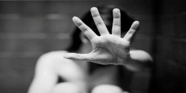 Σοκ στη Ρόδο - 15χρονη τουρίστρια κατήγγειλε 21χρονο για βιασμό