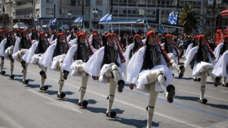 Κανονικά θα γίνει η στρατιωτική παρέλαση της 25η Μαρτίου