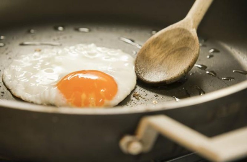 Αυγά: Μην κάνετε αυτό το λάθος στο μαγείρεμα - Ο υγιεινος τρόπος να τρώτε