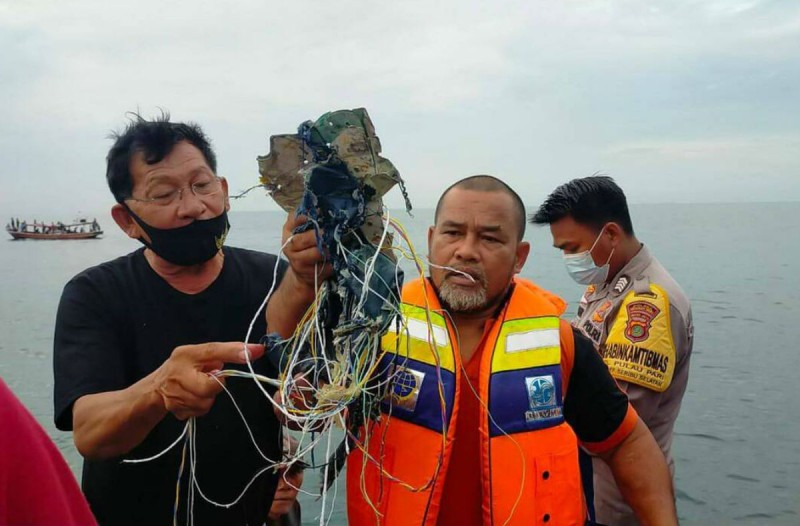 Ινδονησία: Αεροπορική τραγωδία με 65 επιβάτες (Video)