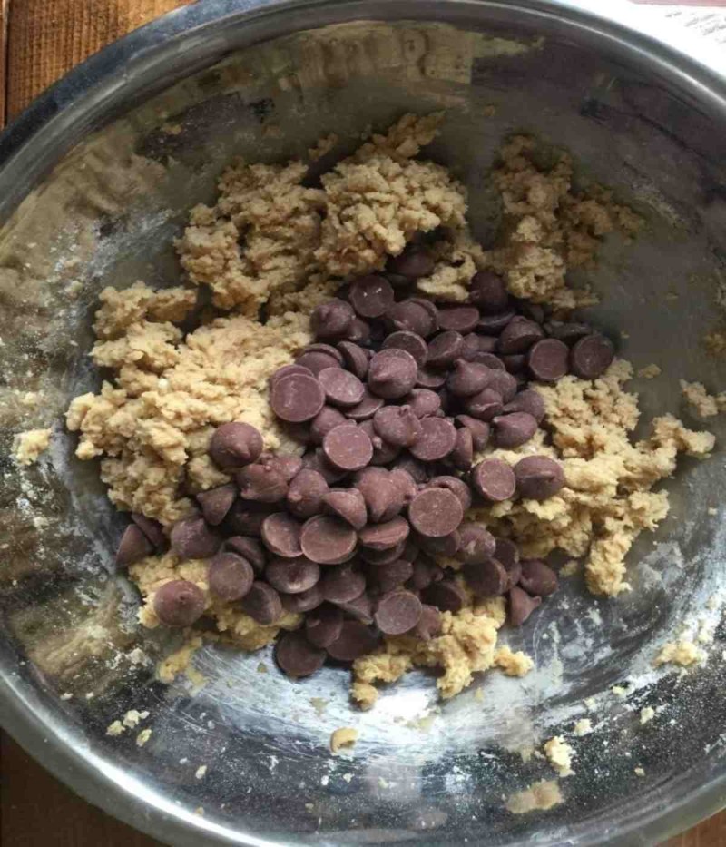 Λαχταριστή συνταγή για μπισκότα με σοκολάτα