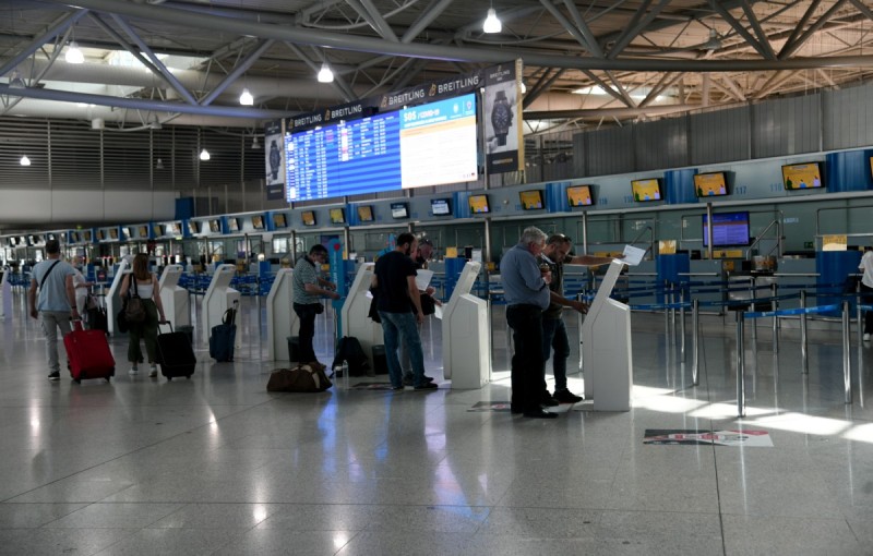 Πτήσεις εσωτερικού: Απαγόρευση μετακίνησης μέχρι και 1 Φεβρουαρίου - Ποιοι μπορούν να ταξιδέψουν