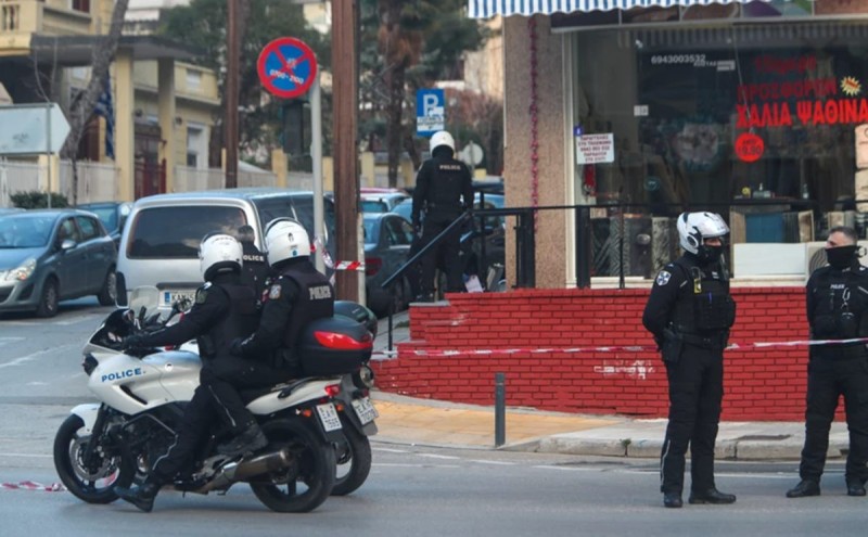 Βρέθηκαν τα άτομα που είχαν τραυματιστεί από τους πυροβολισμούς.