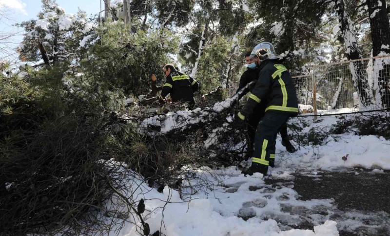 Μεγάλα τα προβλήματα με το ρεύμα στην Αττική.