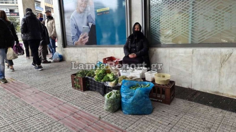 Συγκινεί η γιαγιά που της έκοψαν πρόστιμο